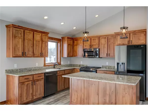 Hammond, WI 54015,1628 72nd Avenue