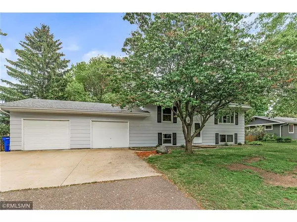 Osceola, WI 54020,806 Oak Ridge Drive