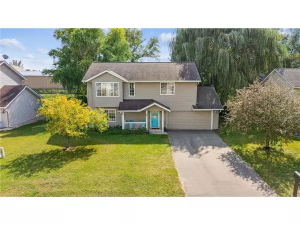 833 River Terrace, Prescott, WI 54021