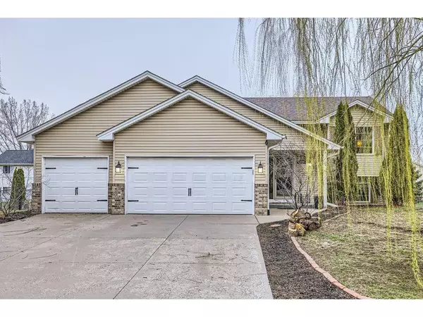 Somerset, WI 54025,468 Somerset Lane