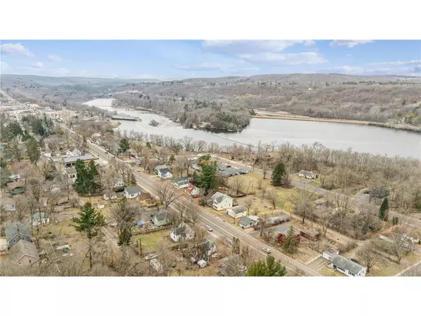 Saint Croix Falls, WI 54024,447 N Washington Street