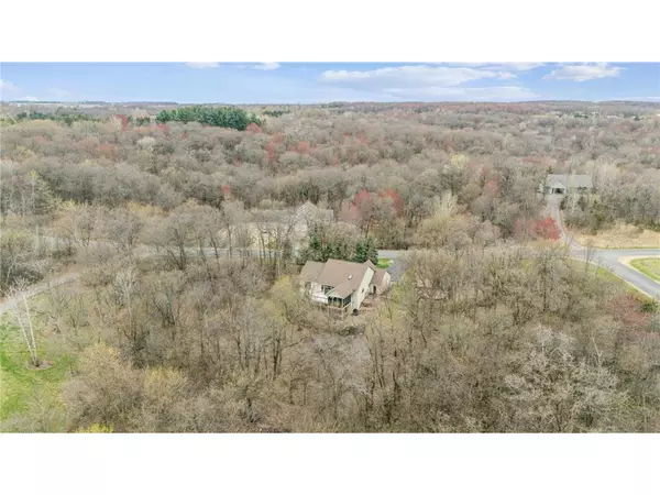 Hudson, WI 54016,876 Alex Lane