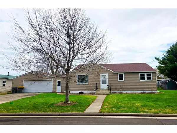 660 Oak Street, Baldwin, WI 54002