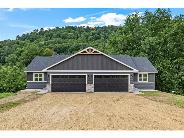 S1546 Shawnee Drive #Unit B, Alma, WI 54610