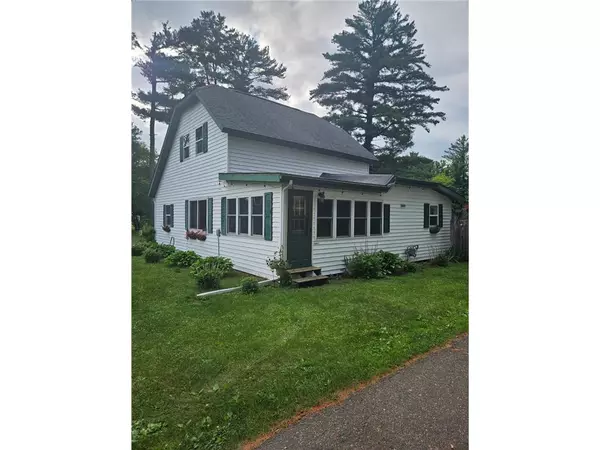 144 Pinegrove Avenue, Chetek, WI 54728