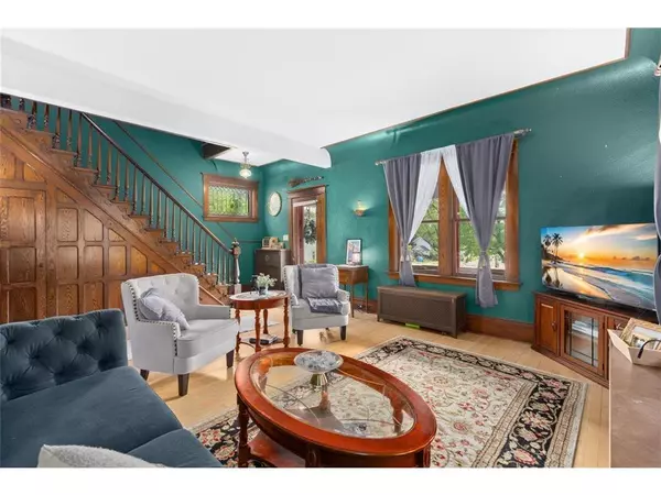 Chippewa Falls, WI 54729,3 N Rural Street