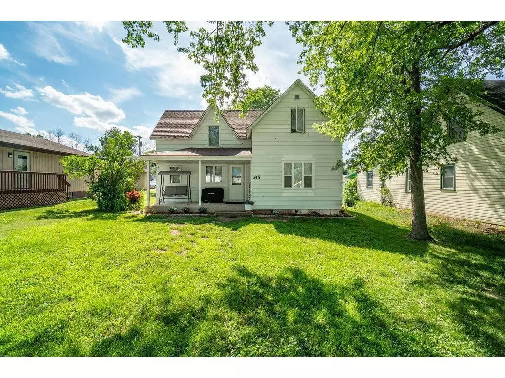 Elmwood, WI 54740,315 S Woodworth Street