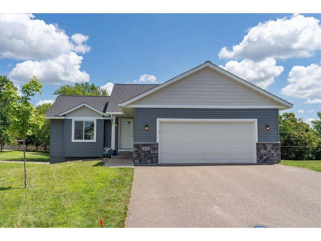 1450 Red Hawk Court, New Richmond, WI 54017