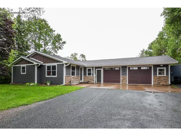 2377 US Highway 12, Baldwin, WI 54002