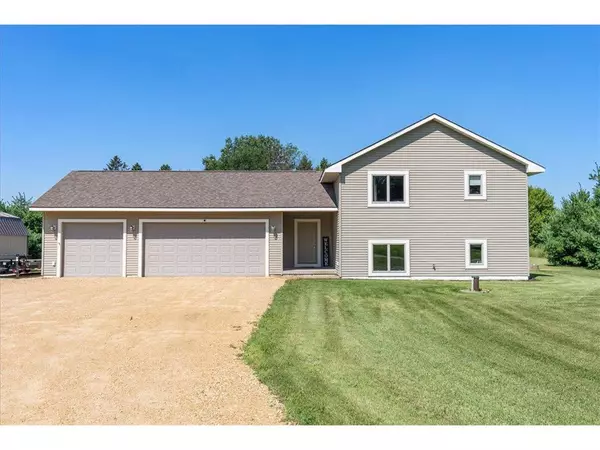1102 178th Street, Hammond, WI 54015