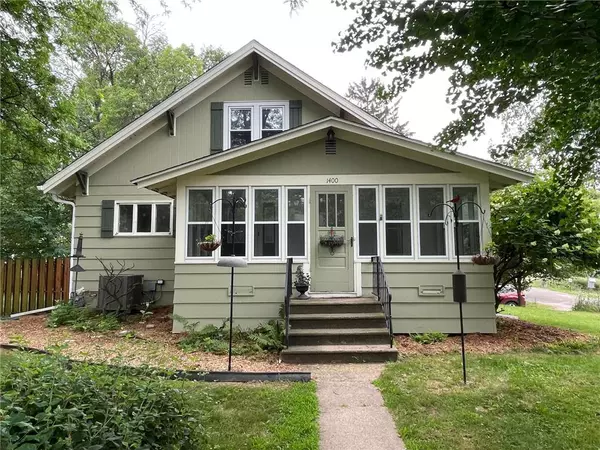 1400 12th Avenue, Menomonie, WI 54751