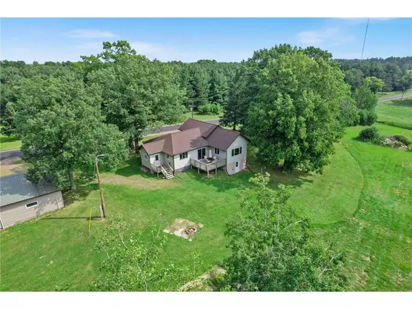 Cumberland, WI 54829,433 23rd Avenue