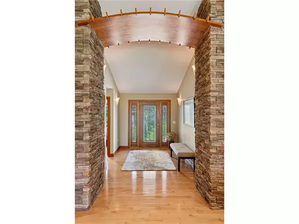 Hudson, WI 54016,1031 Labarge Road