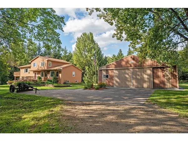 880 110th Street, Roberts, WI 54023