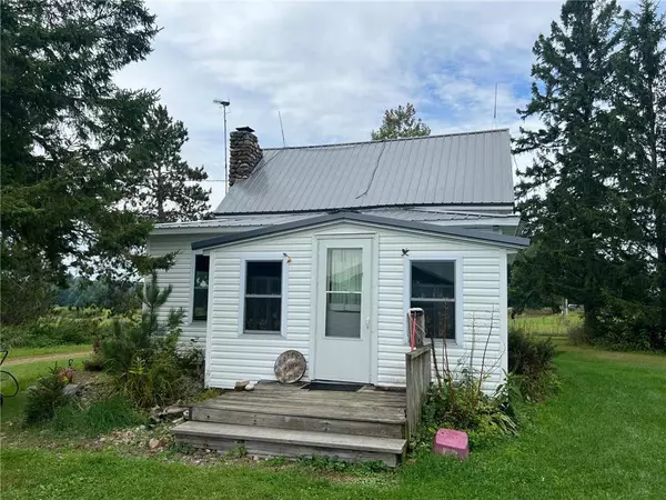 2432 40th Street, Cumberland, WI 54829