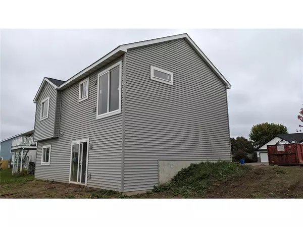 Osceola, WI 54020,1220 Corey Court