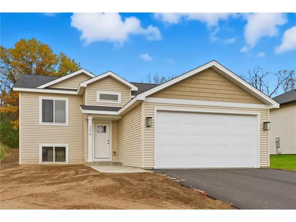 256 Dakota Avenue, Roberts, WI 54023