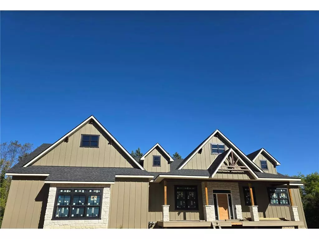 Hudson, WI 54016,1393 Fox Ridge Trail