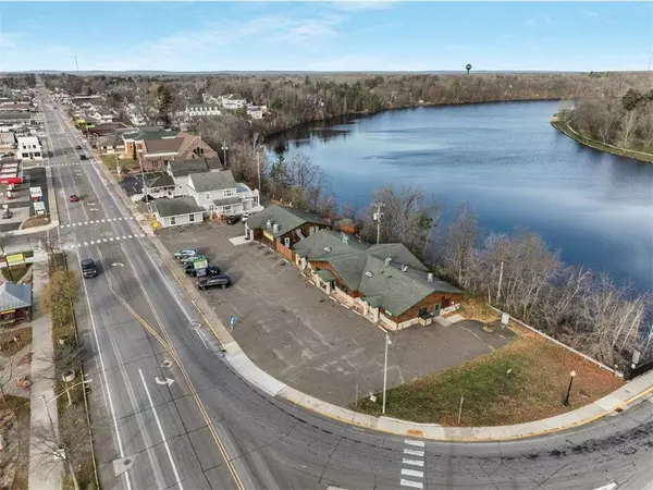 Ladysmith, WI 54848,215 Lake Avenue