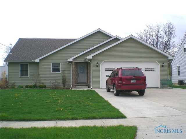 551 W Maumee, Napoleon, OH 43545