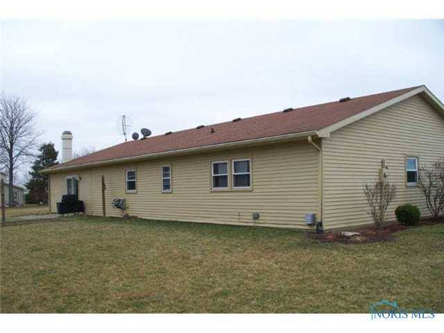 Hicksville, OH 43526,946 Haver DR