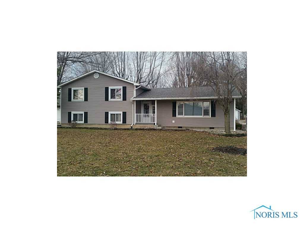 245 E Hickory ST, Wauseon, OH 43567