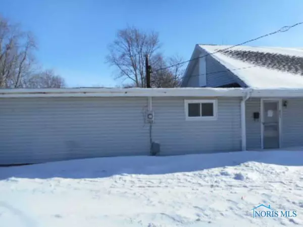 421 S MAIN ST,  Gibsonburg,  OH 43431