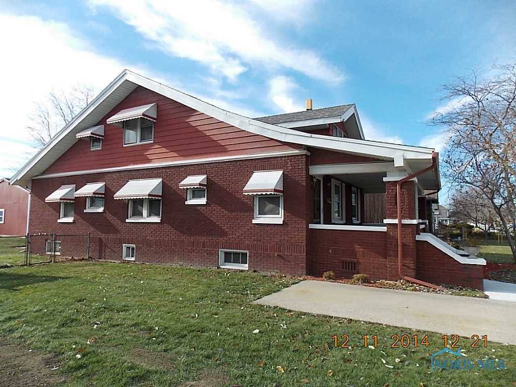 Walbridge, OH 43465,212 E Perry ST