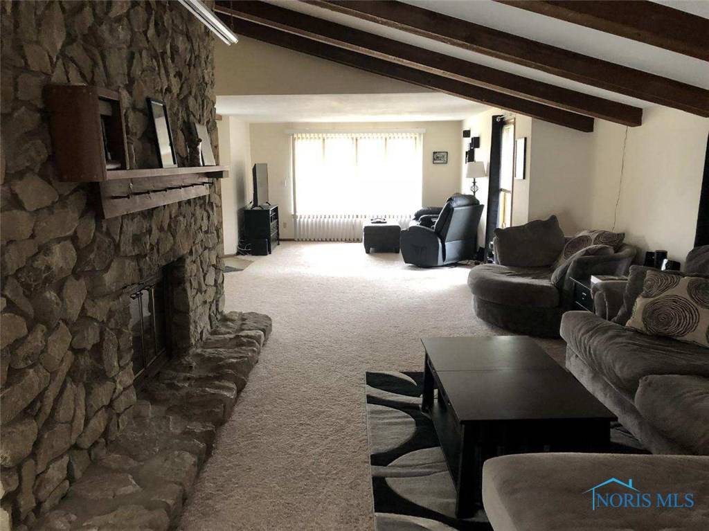 Bryan, OH 43506,410 Oakwood CT