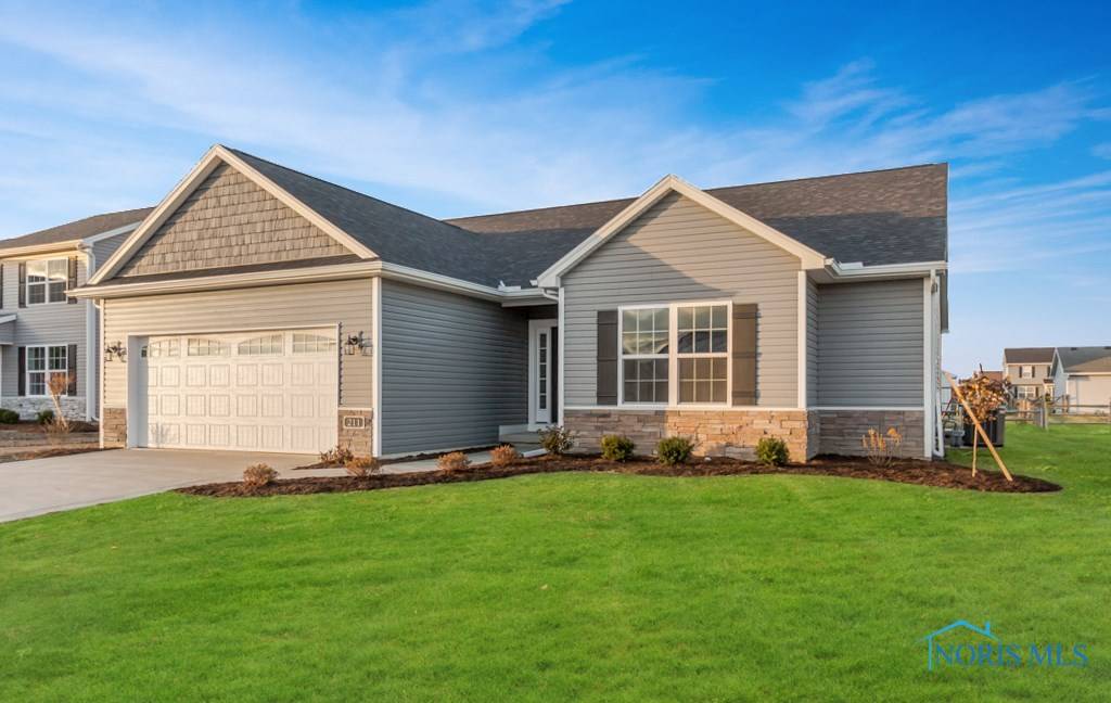 211 Enright DR, Haskins, OH 43525