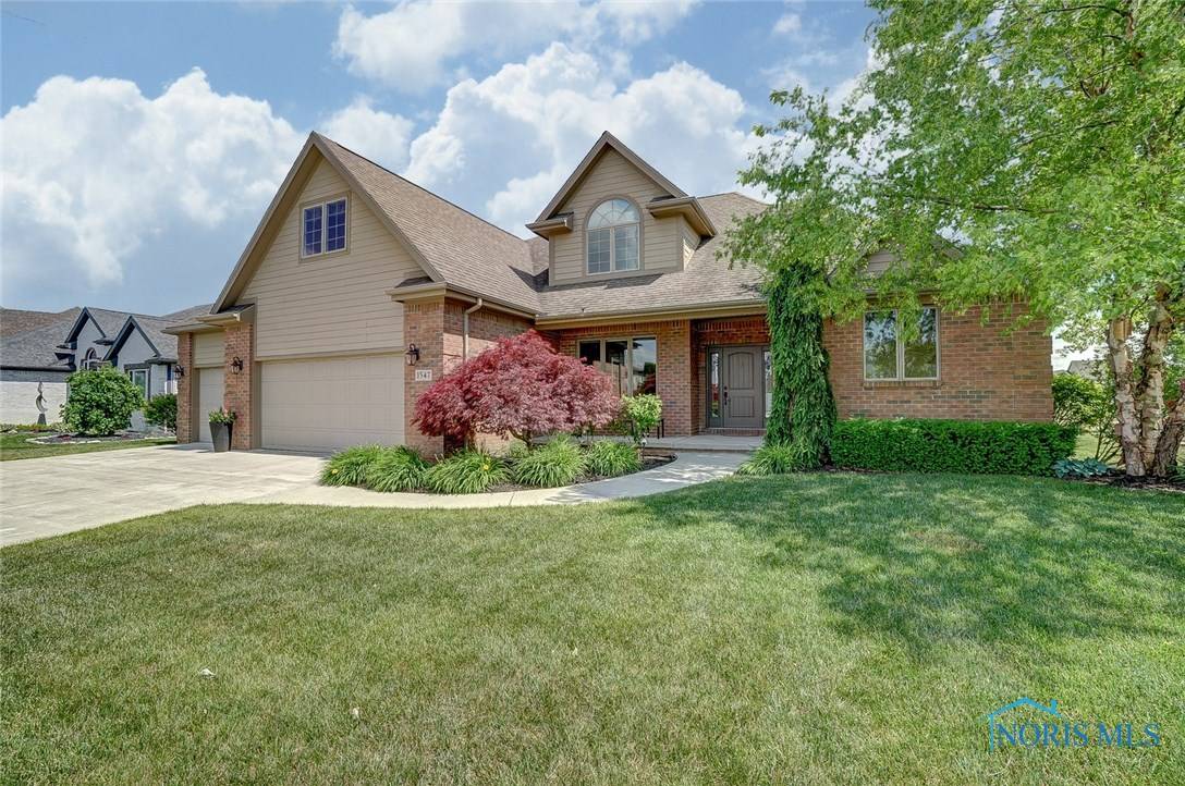 1547 Gleneagles DR, Bowling Green, OH 43402