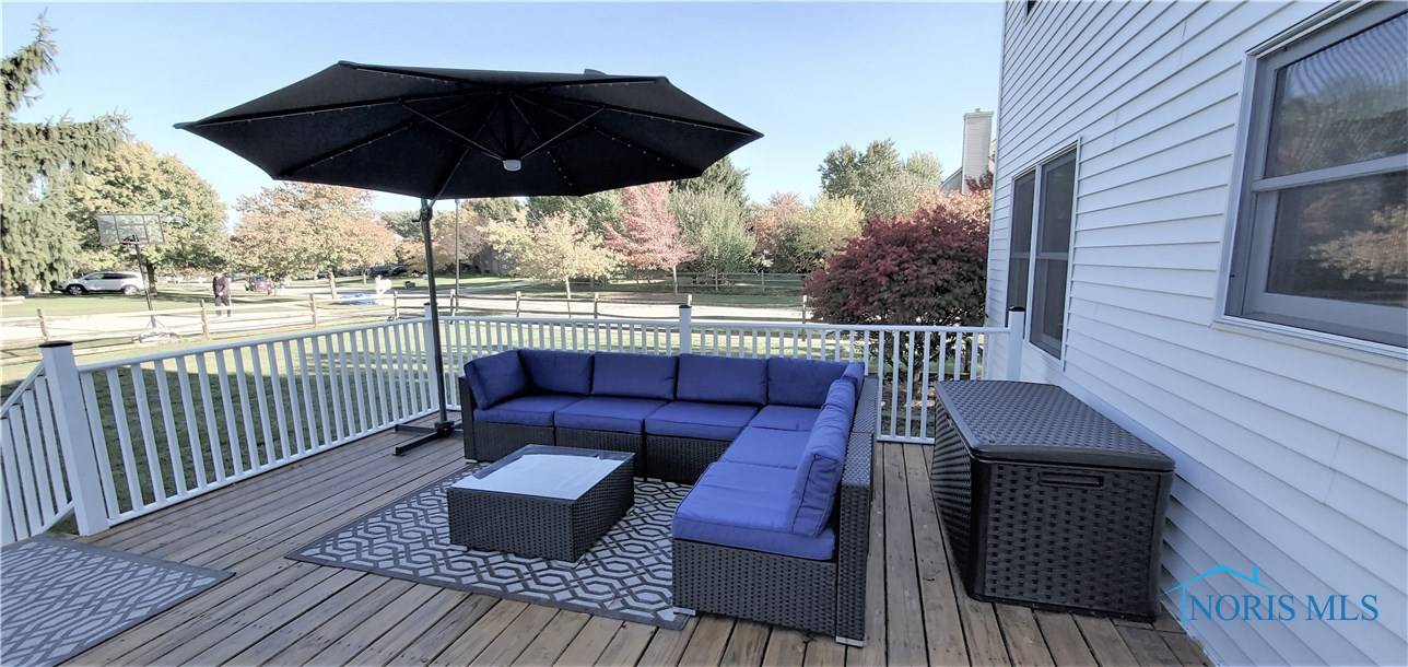Sylvania, OH 43560,5858 Apple Meadow DR