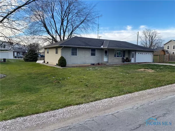 353 Chestnut ST, Pettisville, OH 43553