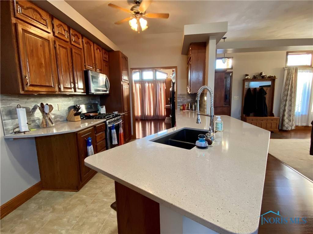 2748 Carolyn DR, Lima, OH 45807