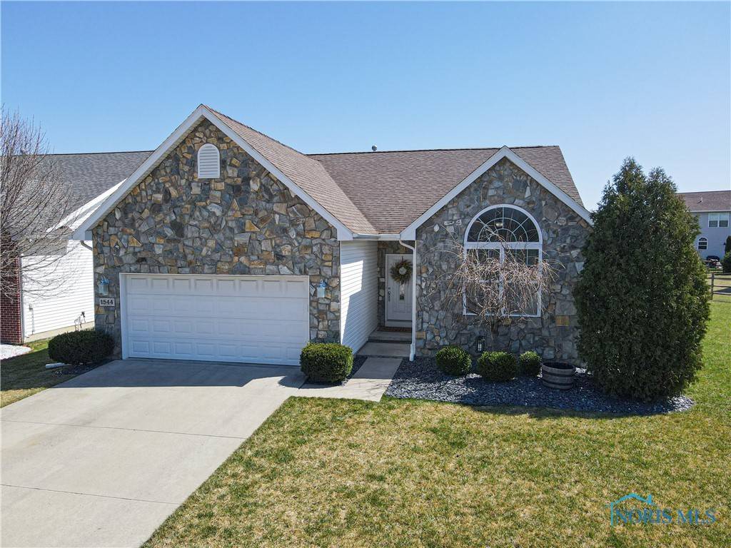 Perrysburg, OH 43551,1544 N Redhawk DR