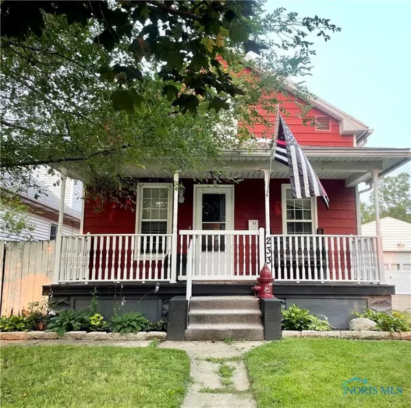 233 Elm ST, Rossford, OH 43460