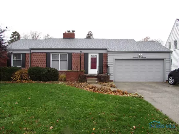 1607 River RD, Maumee, OH 43537