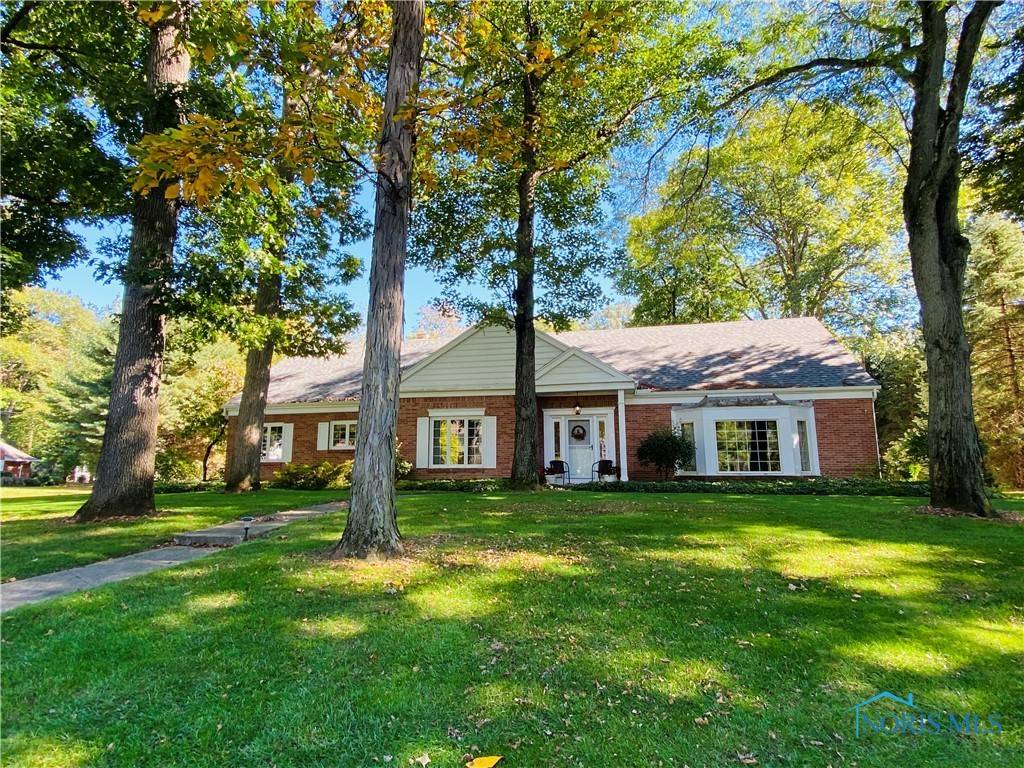 3228 Shakespeare LN, Toledo, OH 43615