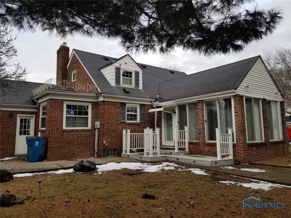 Oregon, OH 43616,674 Sylvandale AVE