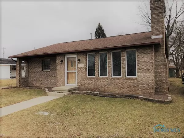 217 S Locust ST, Edgerton, OH 43517