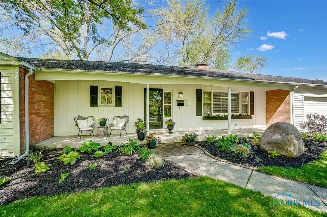 Findlay, OH 45840,608 Winterberry DR