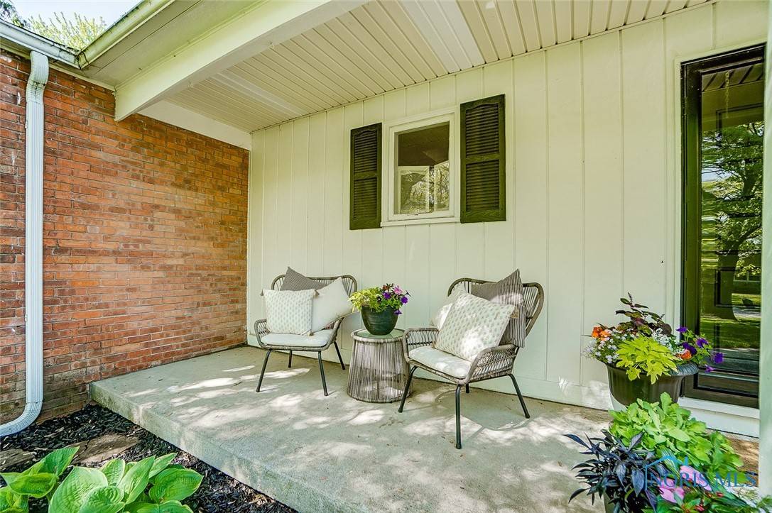 Findlay, OH 45840,608 Winterberry DR