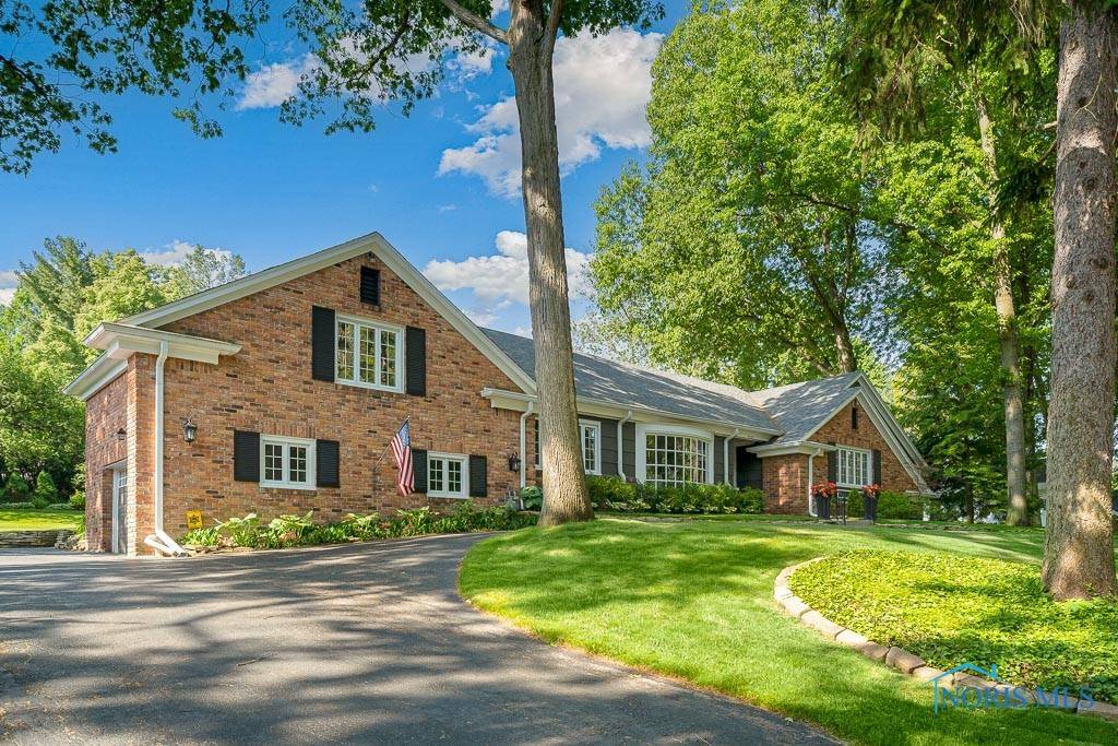 Ottawa Hills, OH 43615,4325 Bonniebrook RD