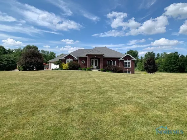 3200 County Road EF, Swanton, OH 43558