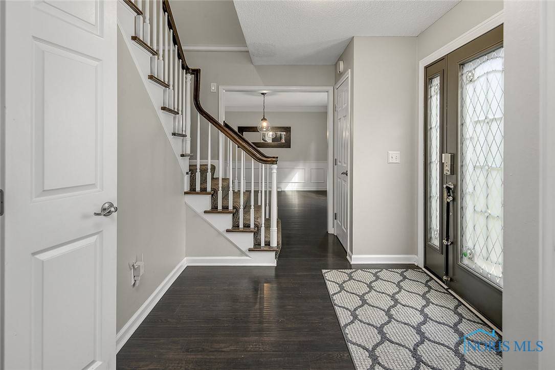 Perrysburg, OH 43551,819 Brookfield LN