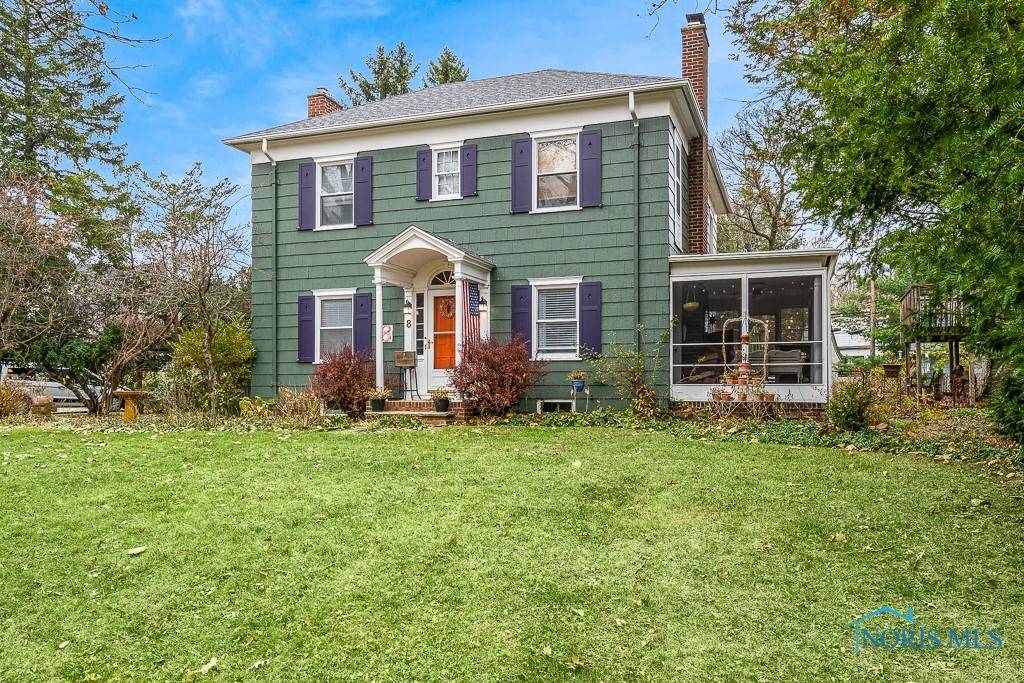 Ottawa Hills, OH 43606,8 Canterbury CT