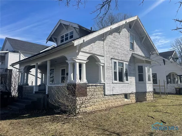 318 W Court ST, Montpelier, OH 43543