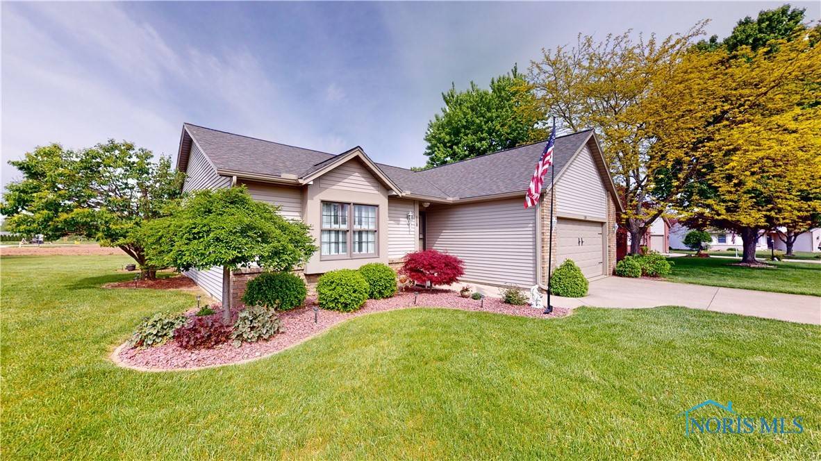 118 Orchard Grove DR, Clyde, OH 43410