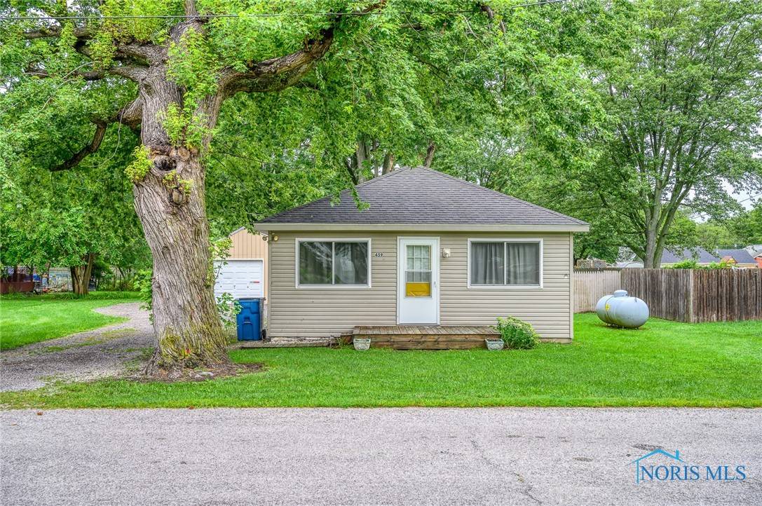 445 North ST, Curtice, OH 43412