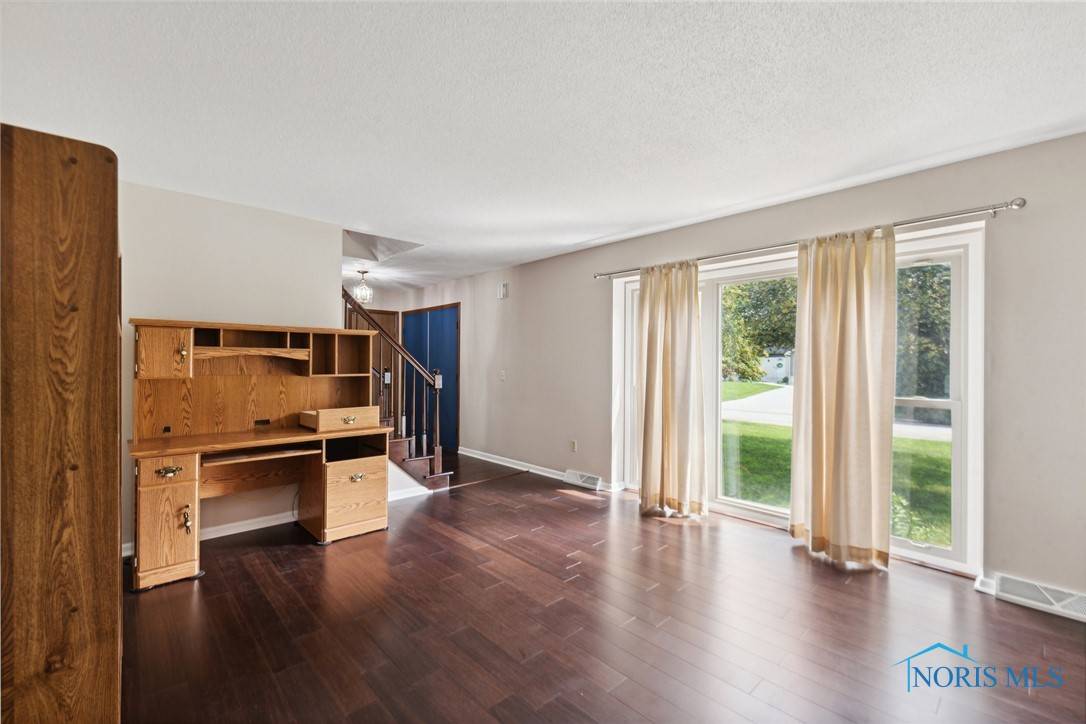 Toledo, OH 43614,2236 Brothan DR